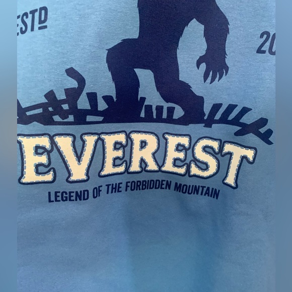 NWT. Disney Expedition Everest 2XL blue sweatshirt. Celebrating the yeti - Picture 5 of 8